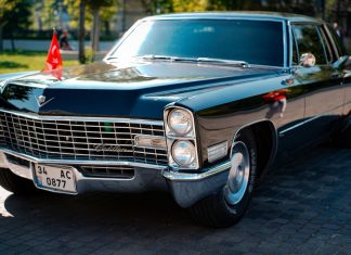 Historia marki Cadillac od pierwszych V8 po współczesne super-SUV-y